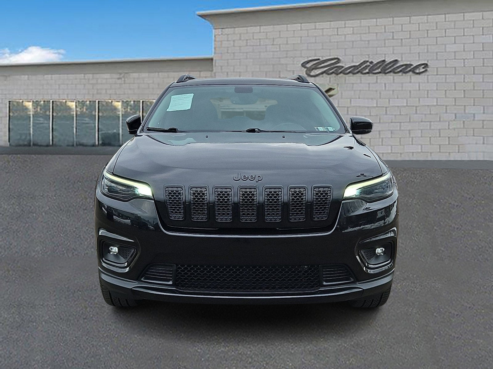 Used 2019 Jeep Cherokee Altitude with VIN 1C4PJMLX6KD431031 for sale in Feasterville-Trevose, PA