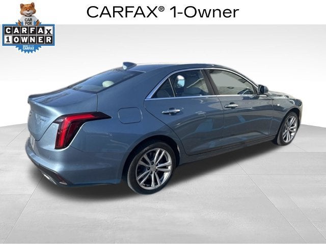 2023 Cadillac CT4 Luxury