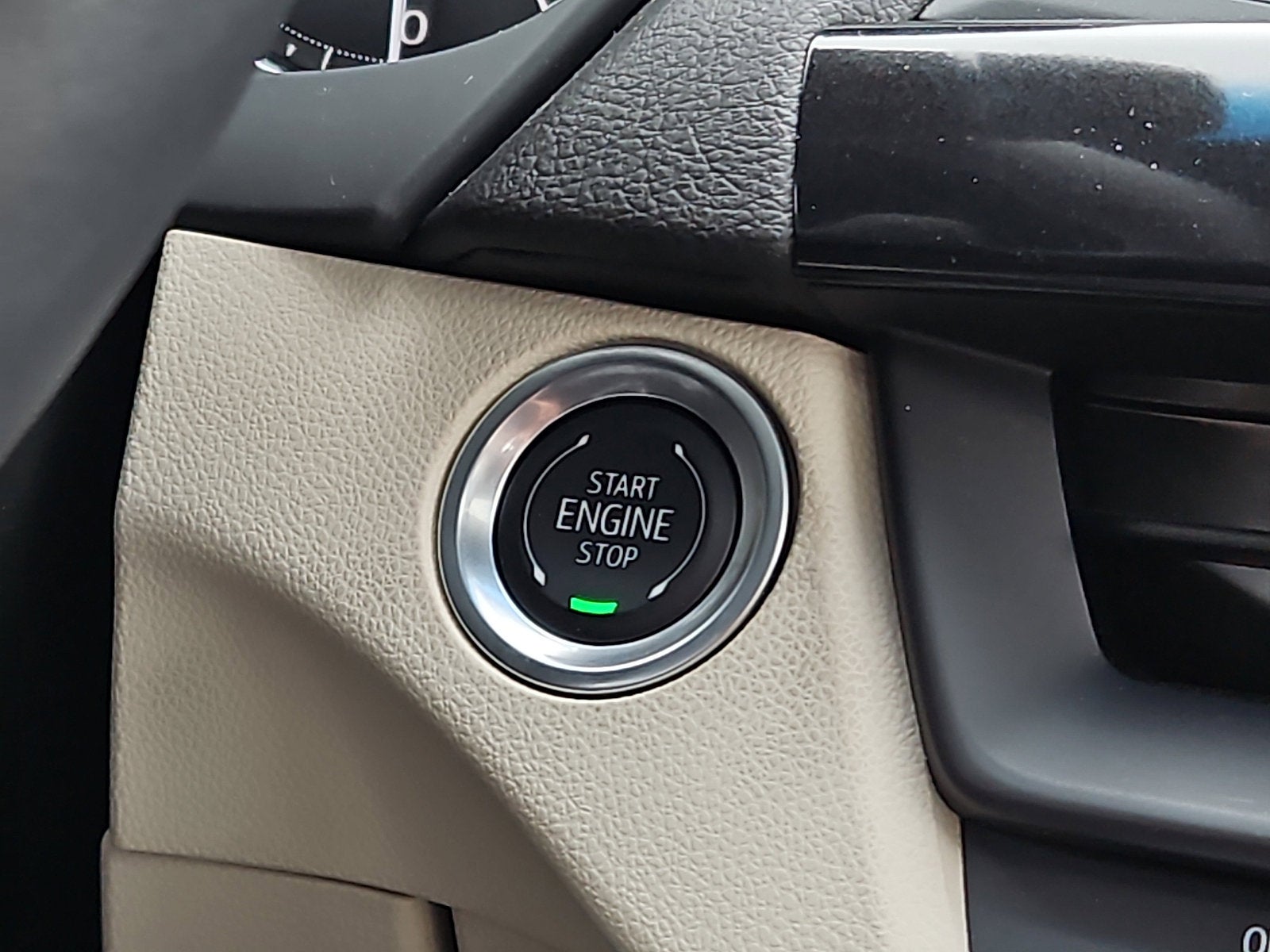 2025 Cadillac CT4 Luxury