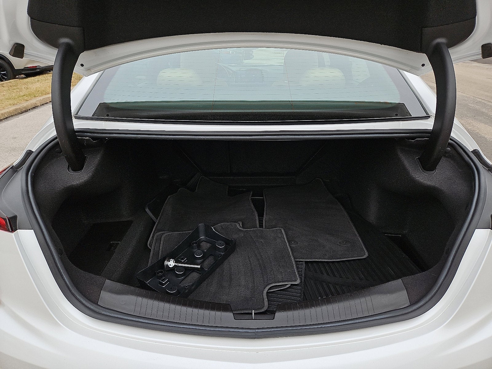 2022 Cadillac CT5 Luxury