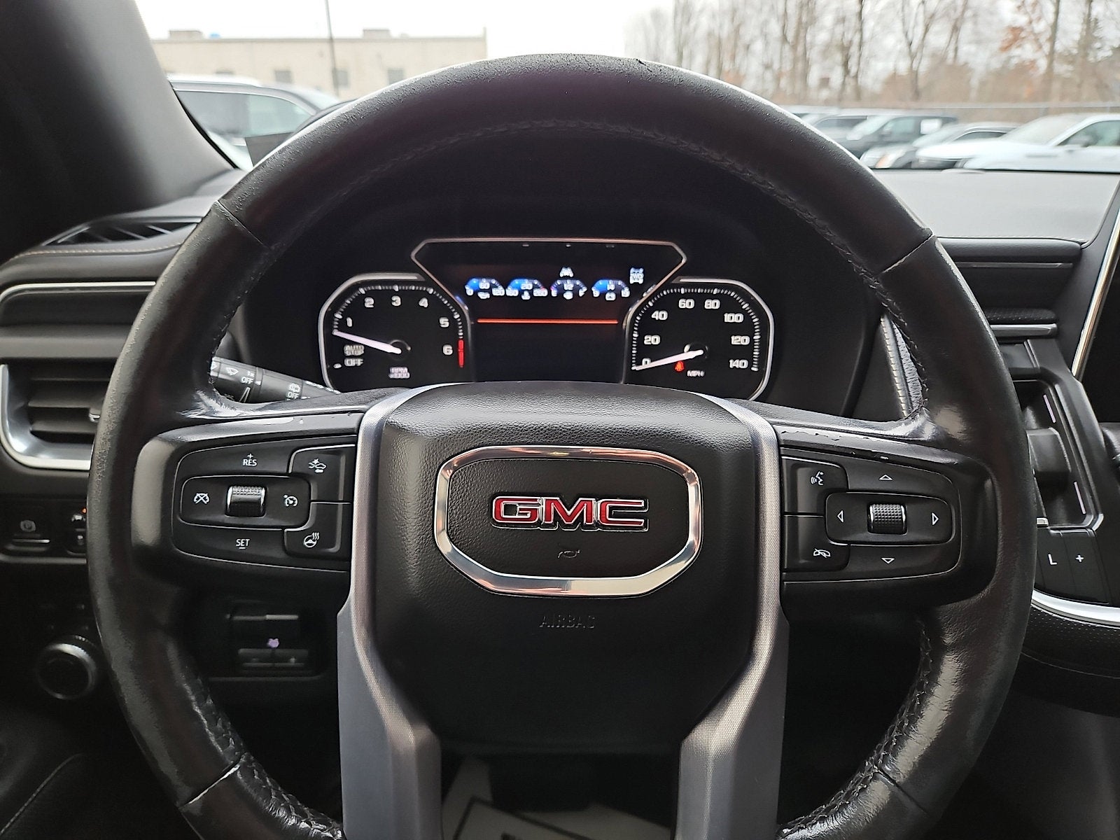 2021 GMC Yukon SLT