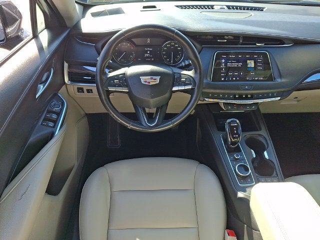 2022 Cadillac XT4 AWD Luxury