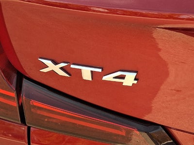 2024 Cadillac XT4 Luxury