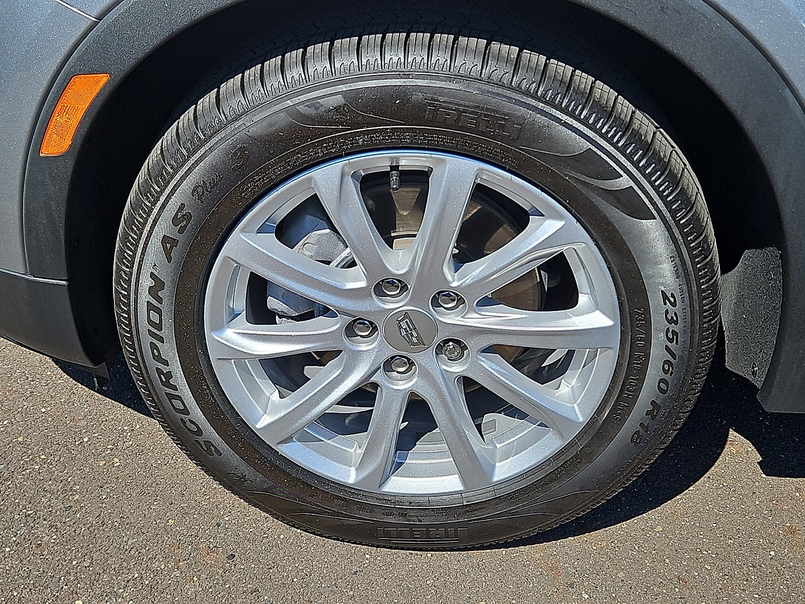 2023 Cadillac XT4 Luxury