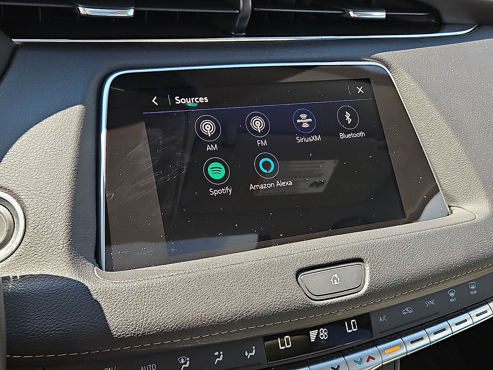 2023 Cadillac XT4 AWD Luxury
