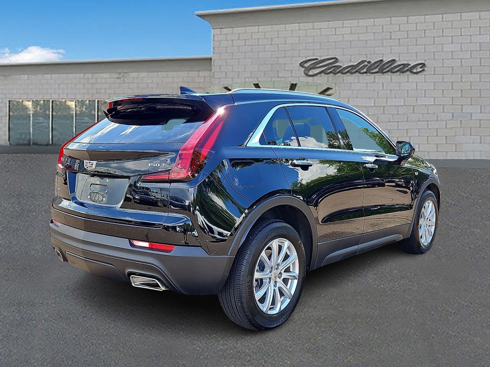 2023 Cadillac XT4 AWD Luxury