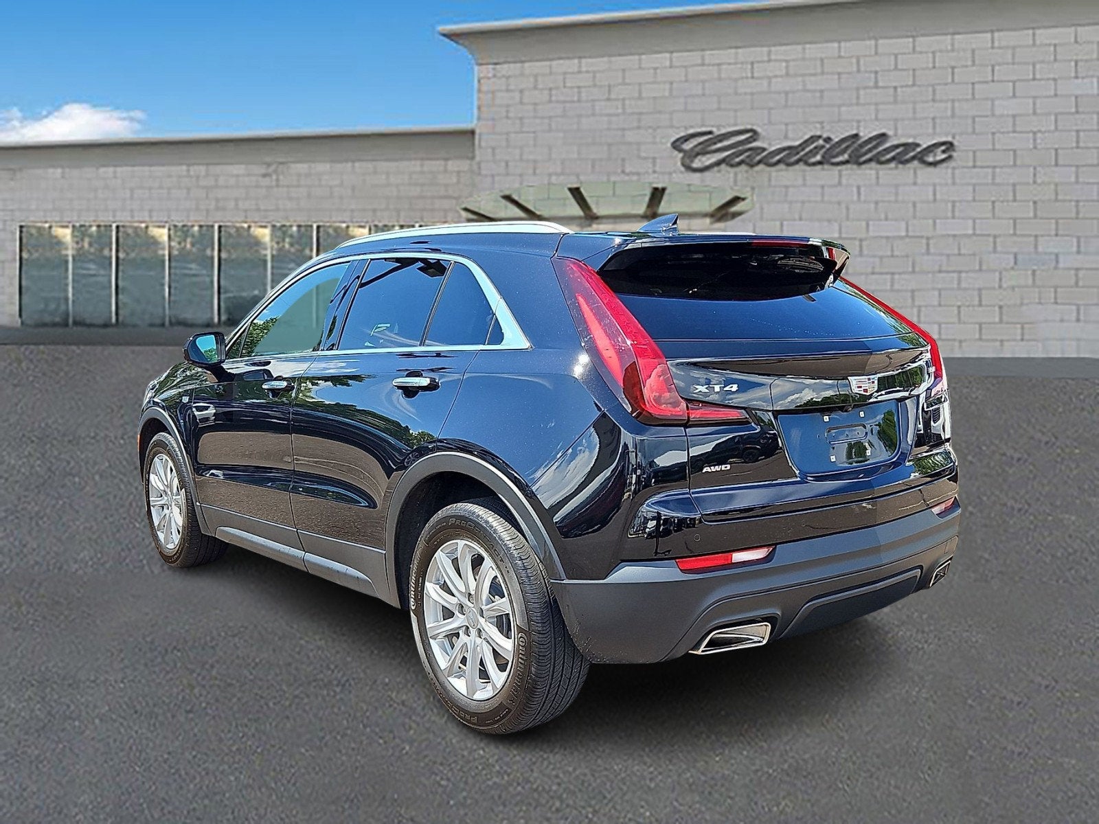 2023 Cadillac XT4 AWD Luxury