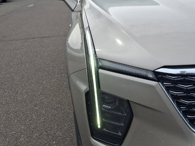 2024 Cadillac XT4 Luxury
