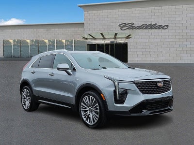 2024 Cadillac XT4 Premium Luxury
