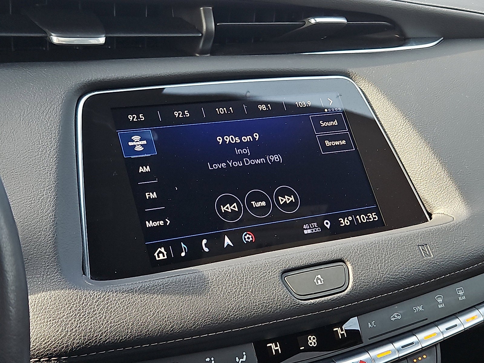 2019 Cadillac XT4 AWD Premium Luxury