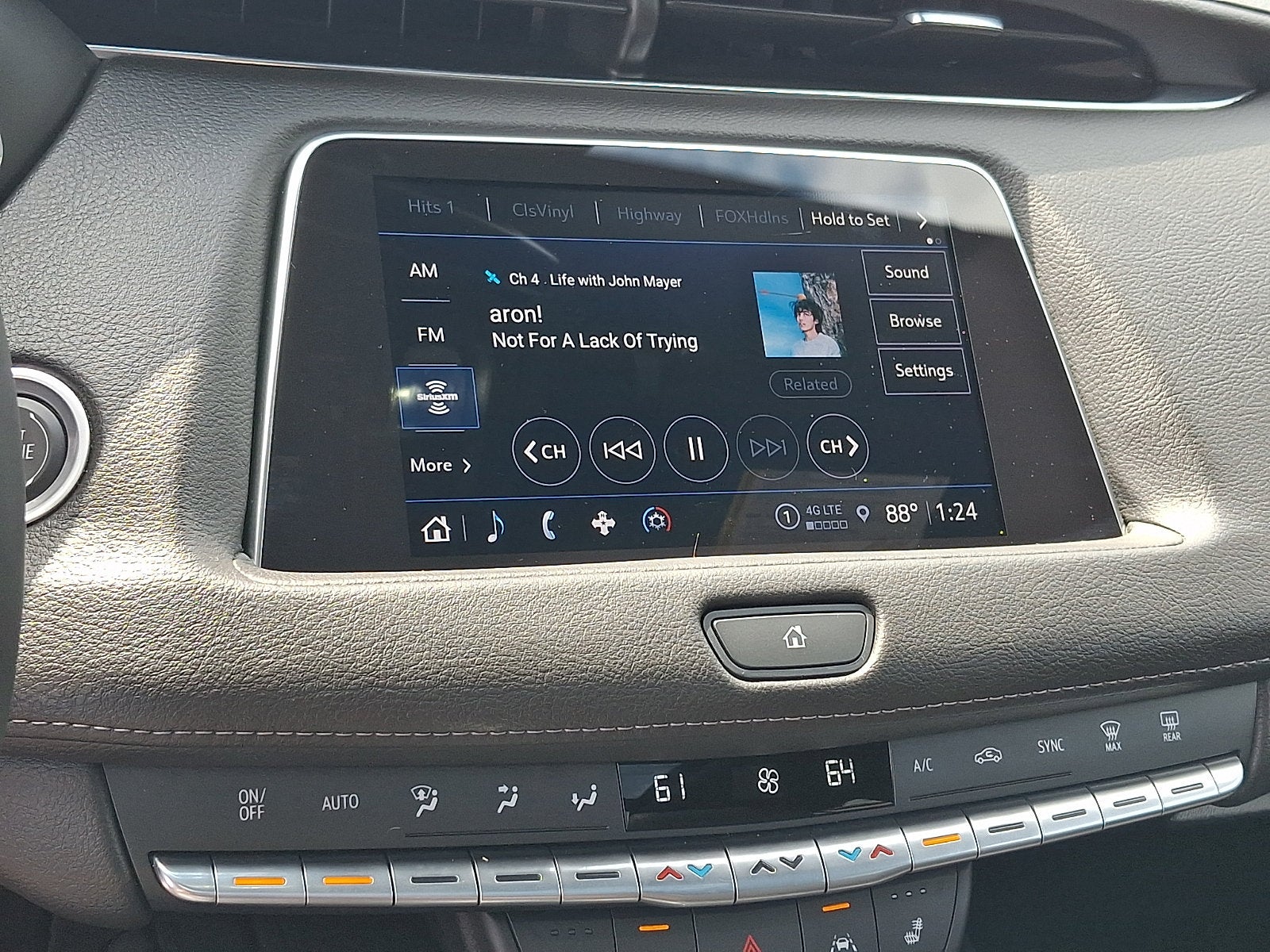 2023 Cadillac XT4 AWD Premium Luxury