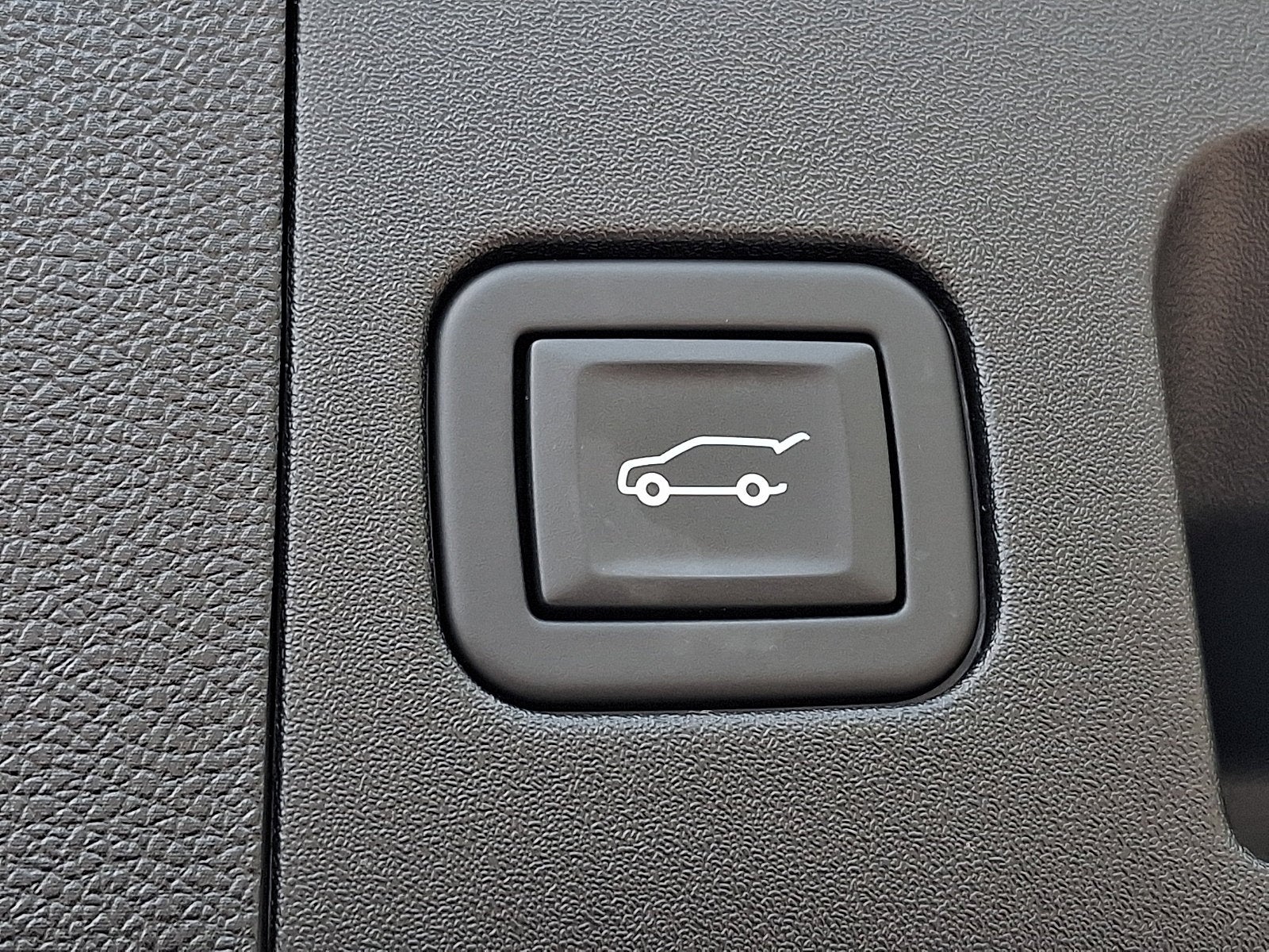 2023 Cadillac XT4 AWD Premium Luxury