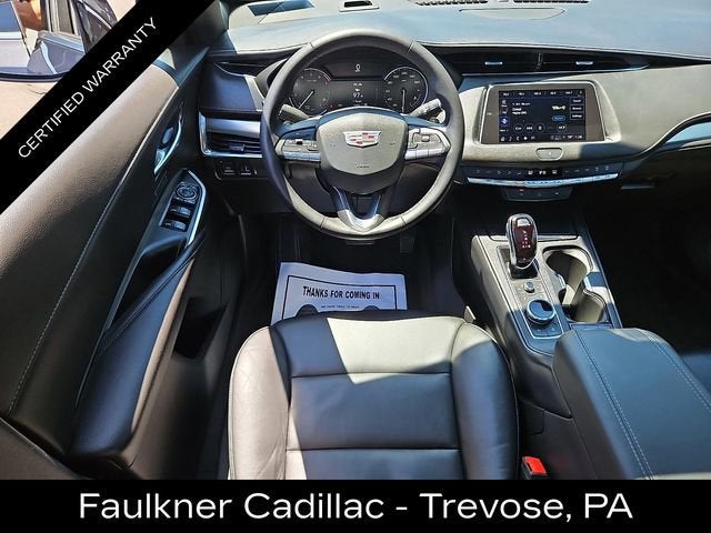 2023 Cadillac XT4 Premium Luxury