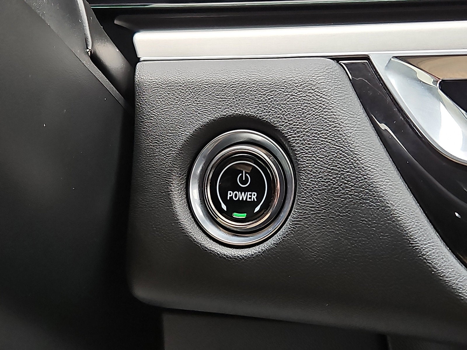 2023 Cadillac LYRIQ Luxury