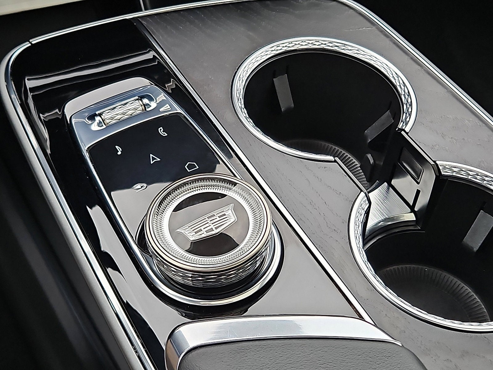 2023 Cadillac LYRIQ Luxury