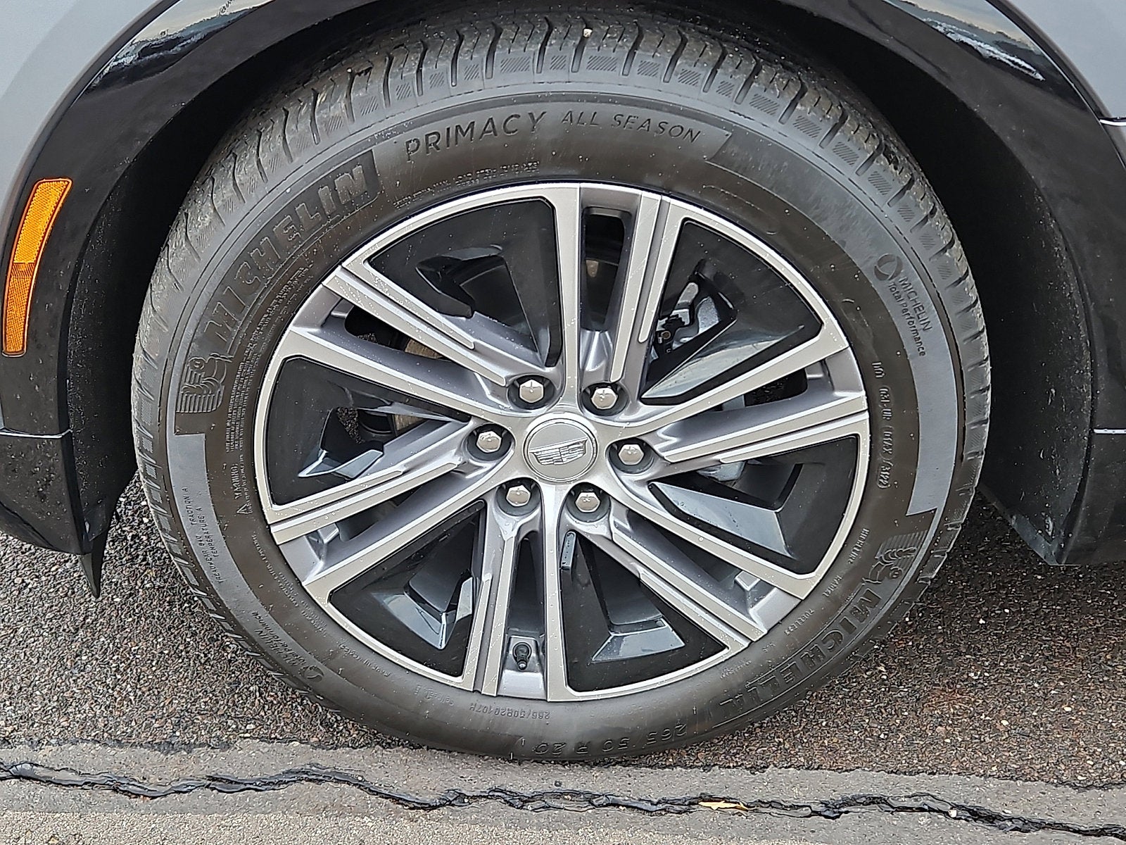 2023 Cadillac LYRIQ Luxury