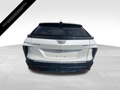 2024 Cadillac LYRIQ Luxury 1