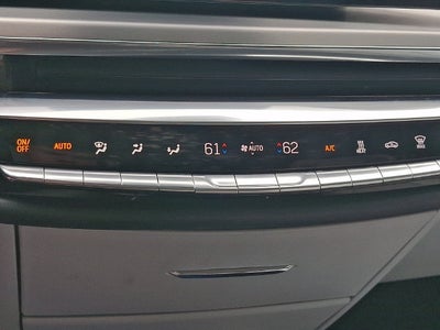 2024 Cadillac LYRIQ Luxury 3