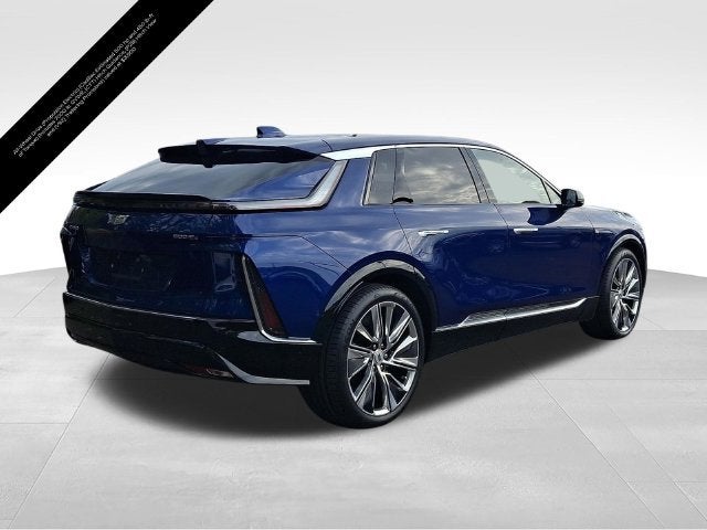 2024 Cadillac LYRIQ Luxury 3