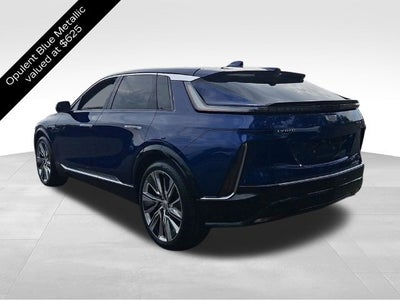 2024 Cadillac LYRIQ Luxury 3