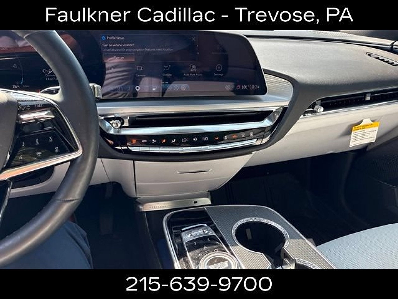 2024 Cadillac LYRIQ Sport 1