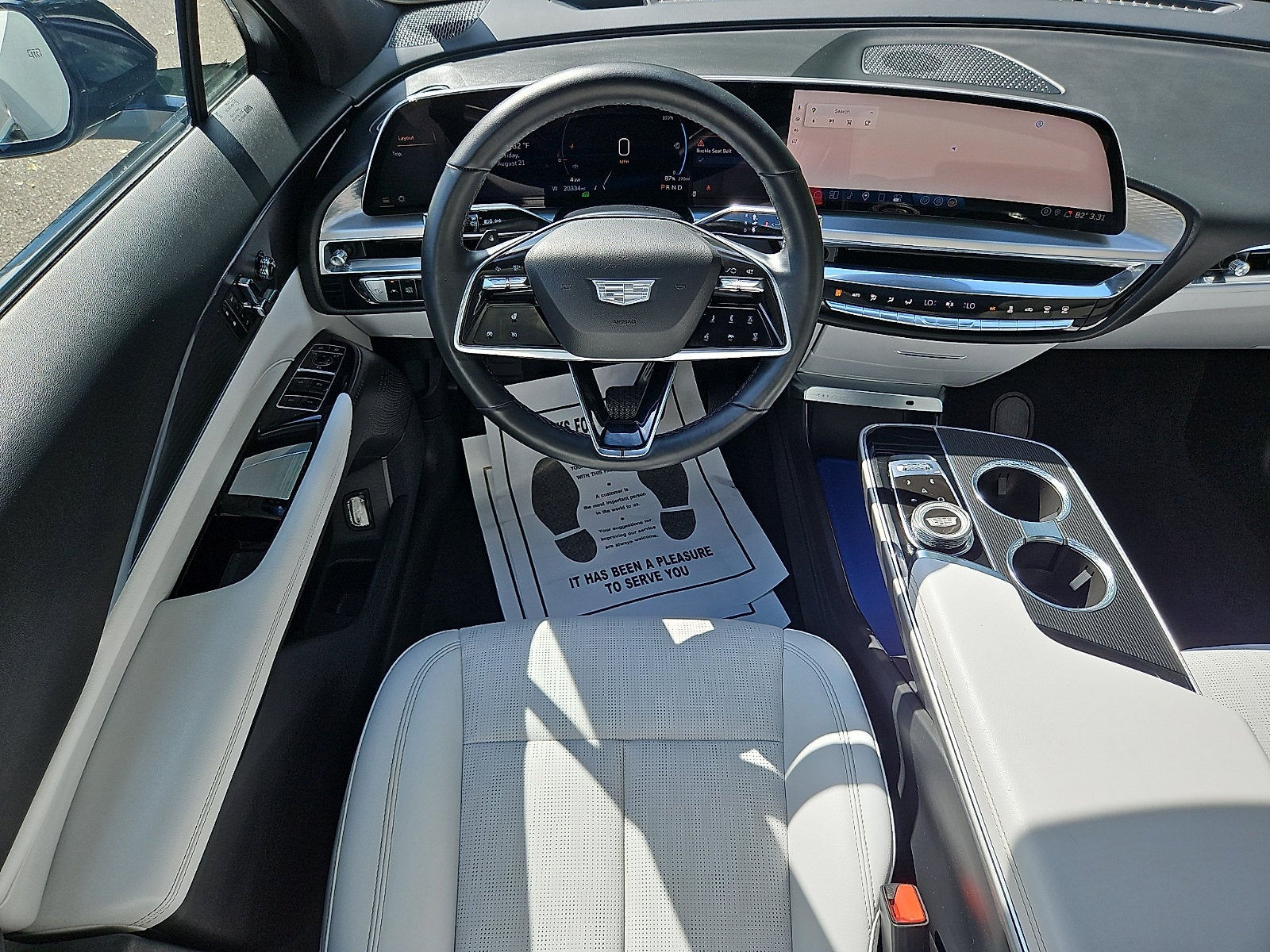 2024 Cadillac LYRIQ Sport 1
