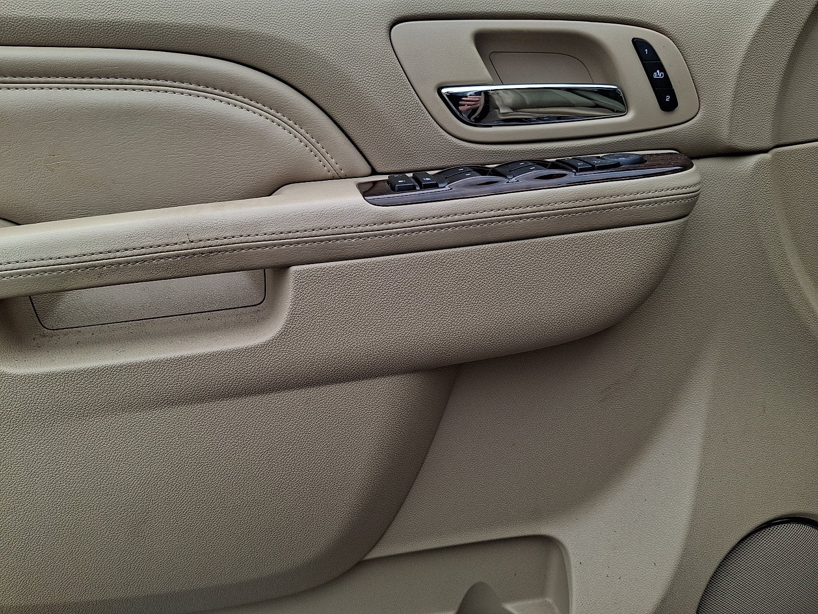 2014 Cadillac Escalade Luxury