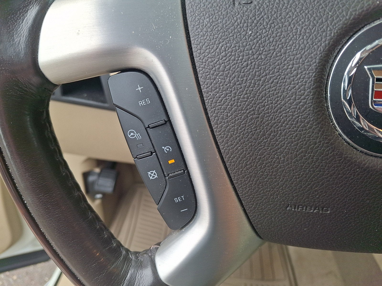2014 Cadillac Escalade Luxury