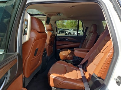 2016 Cadillac Escalade Luxury Collection