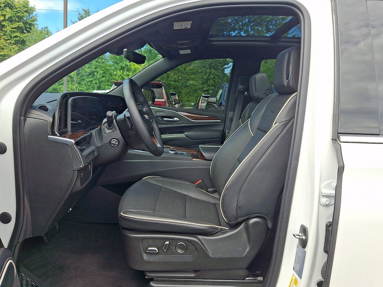 2023 Cadillac Escalade 4WD Premium Luxury