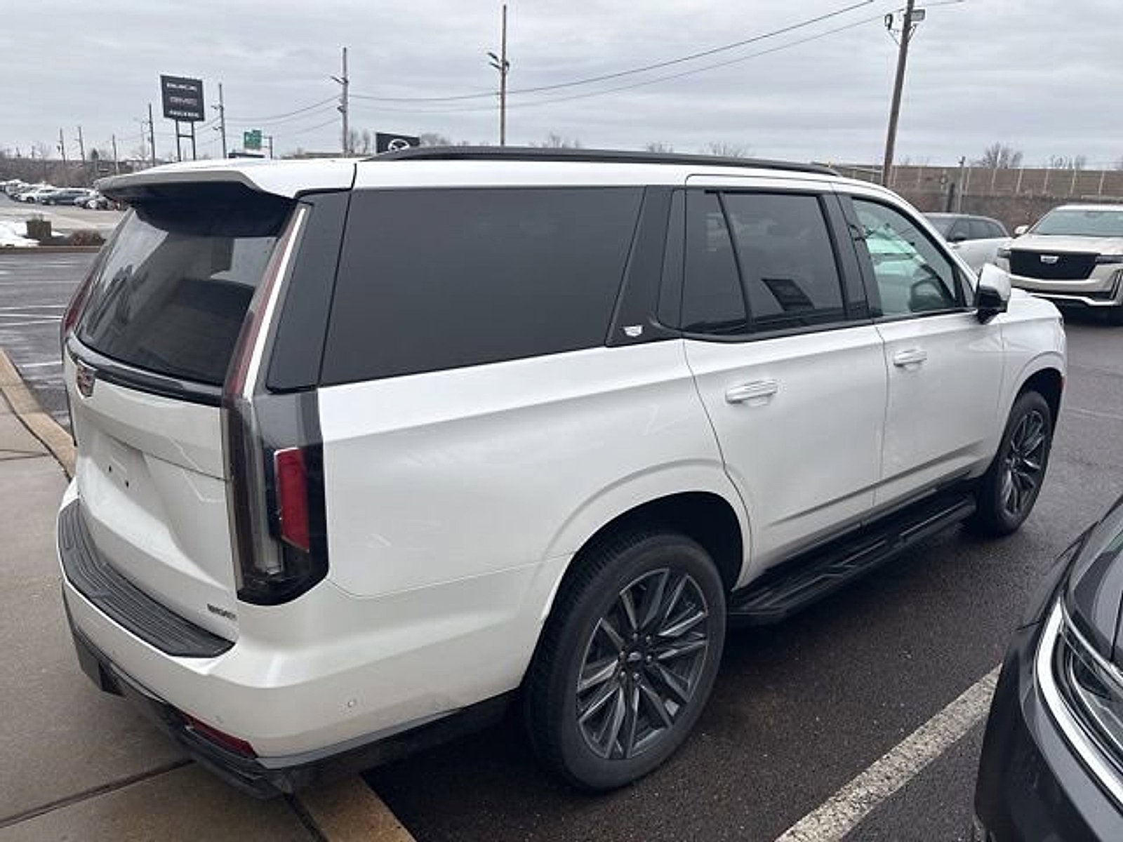 2024 Cadillac Escalade Sport