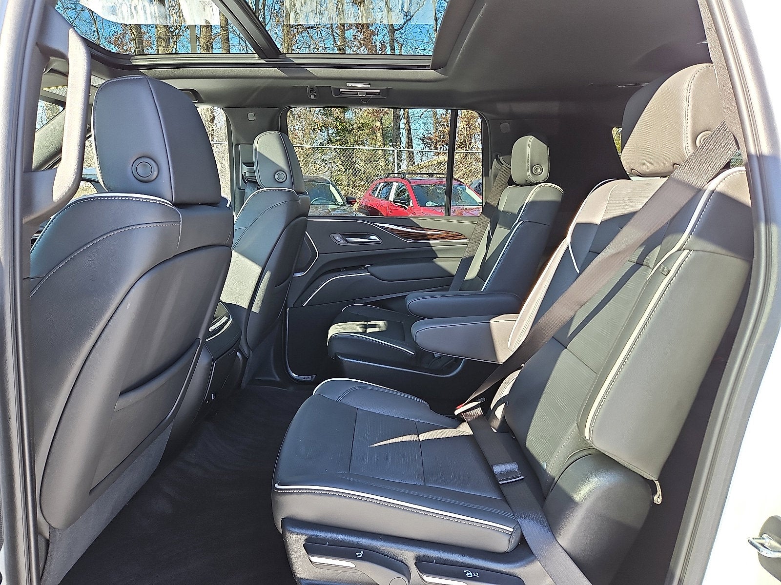 2024 Cadillac Escalade ESV Premium Luxury