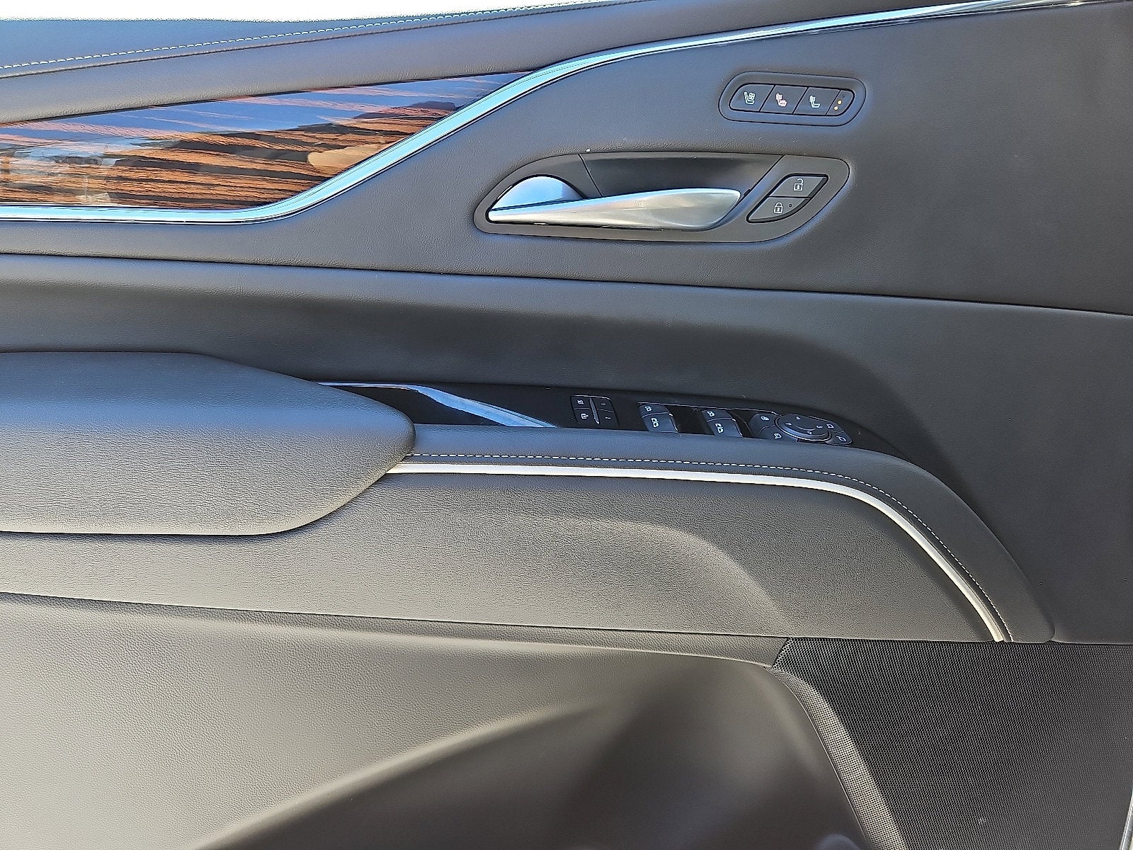 2024 Cadillac Escalade ESV Premium Luxury