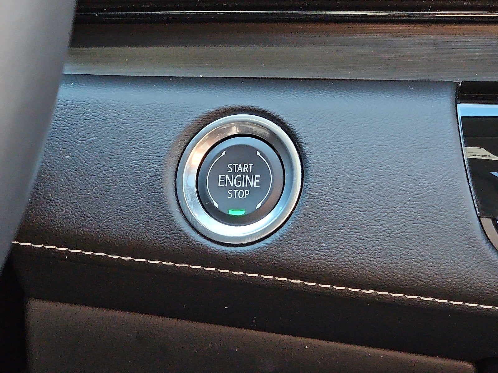 2024 Cadillac Escalade ESV Premium Luxury