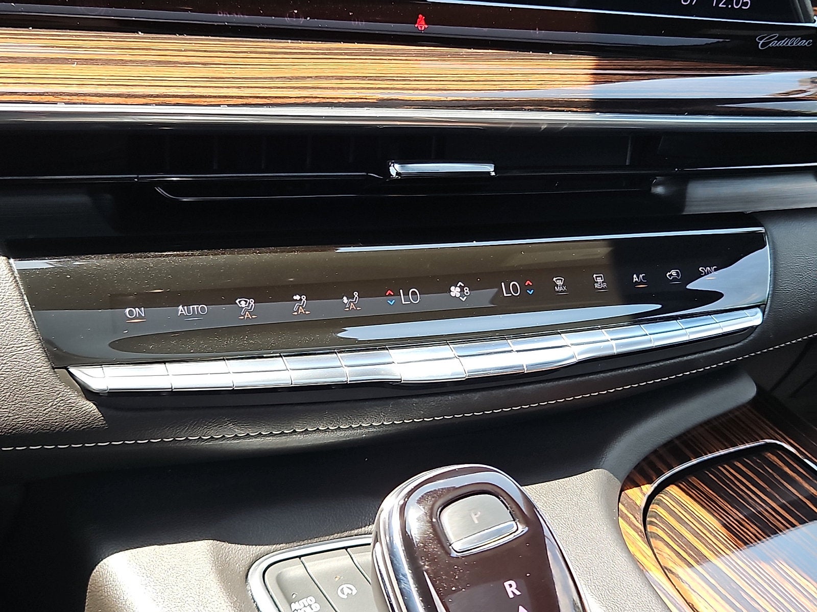 2023 Cadillac Escalade ESV Premium Luxury
