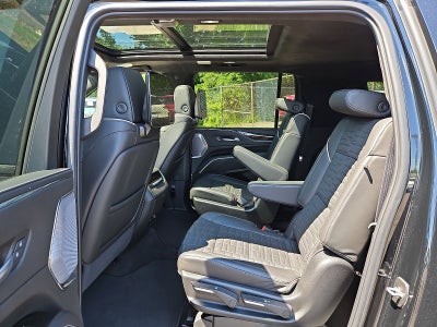 2024 Cadillac Escalade ESV Sport Platinum