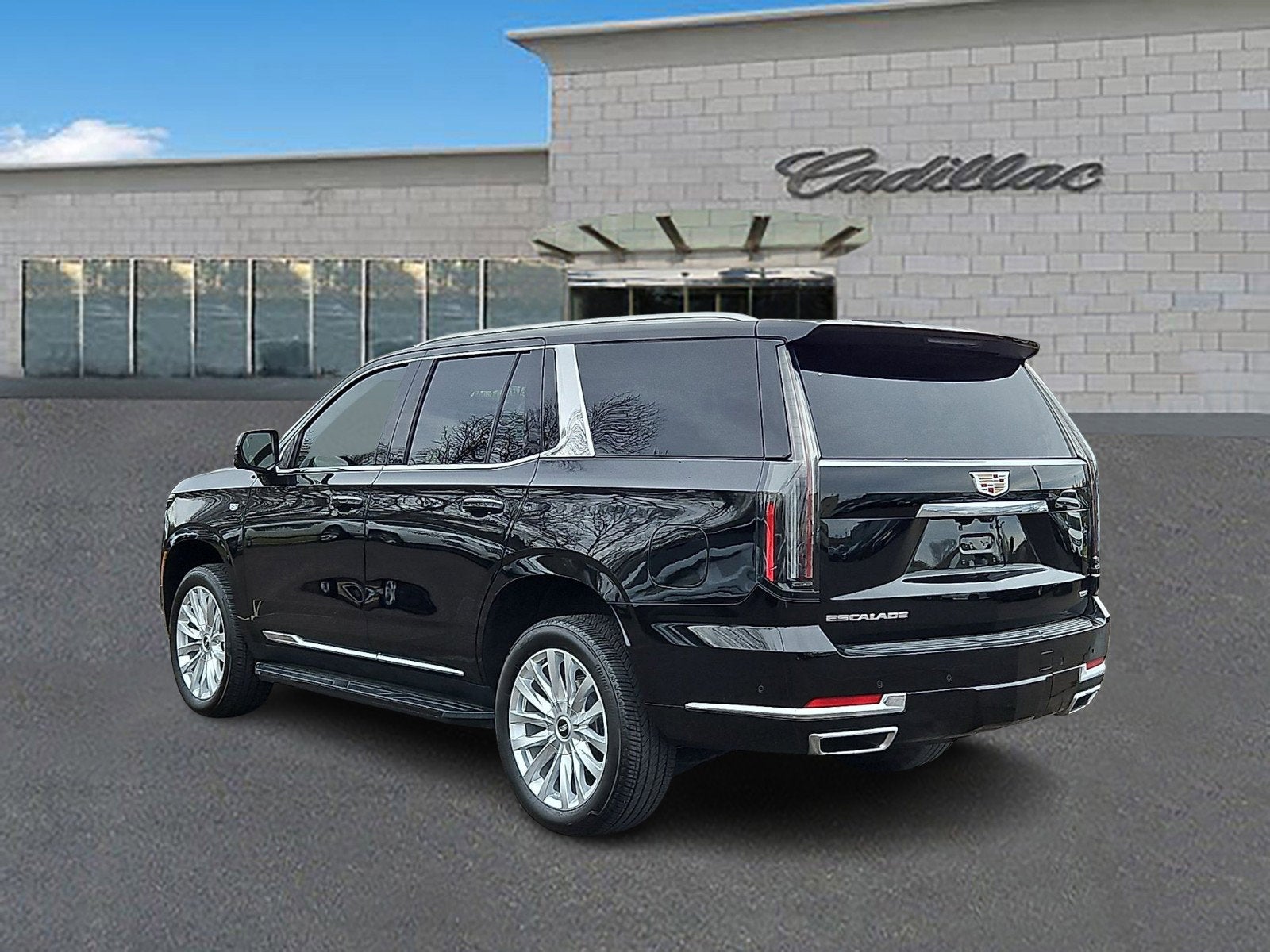 2025 Cadillac Escalade Luxury