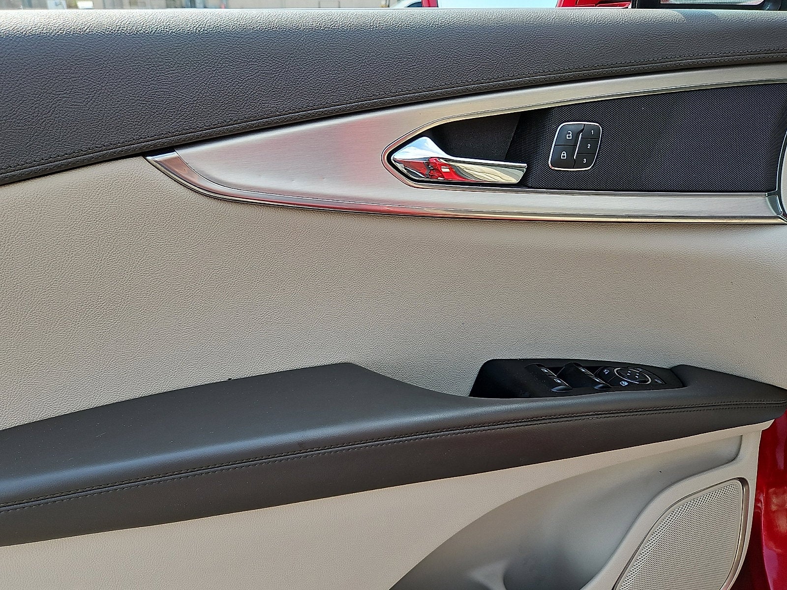 2020 Lincoln Nautilus Standard