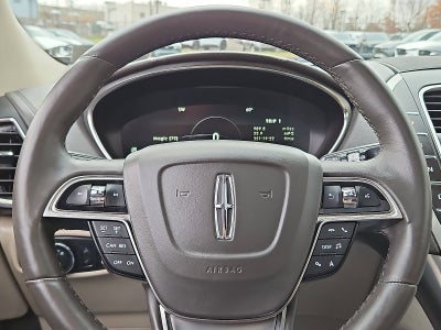 2019 Lincoln Nautilus Select