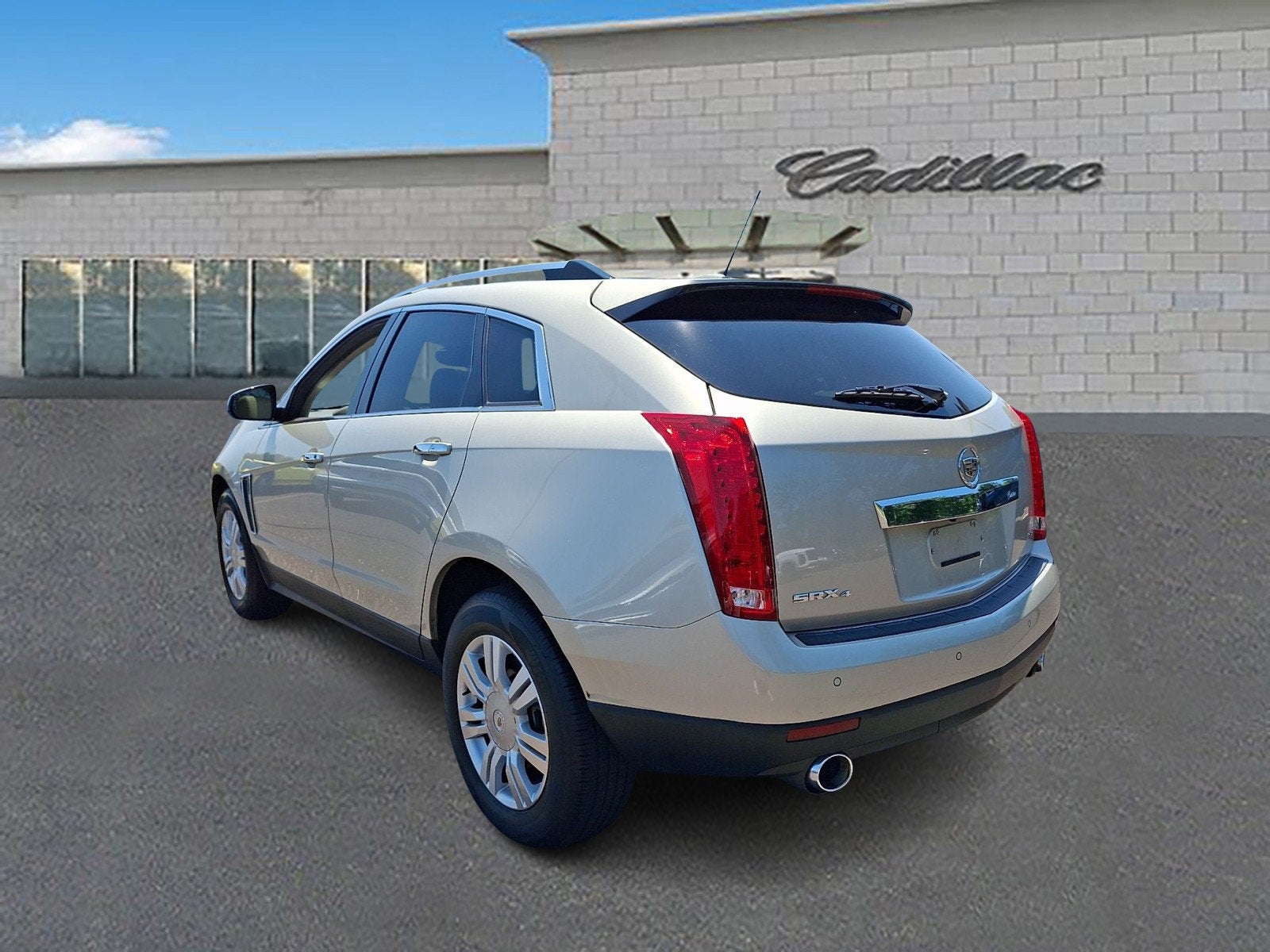Used 2015 Cadillac SRX Luxury Collection with VIN 3GYFNEE32FS561548 for sale in Feasterville-Trevose, PA