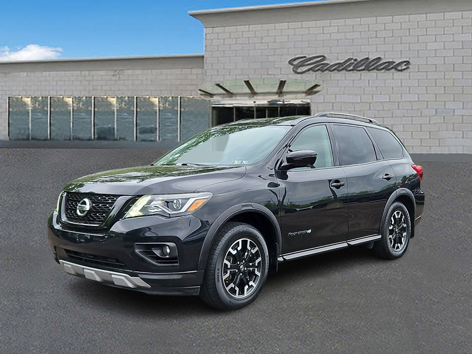 2020 Nissan Pathfinder SL 4WD's photo
