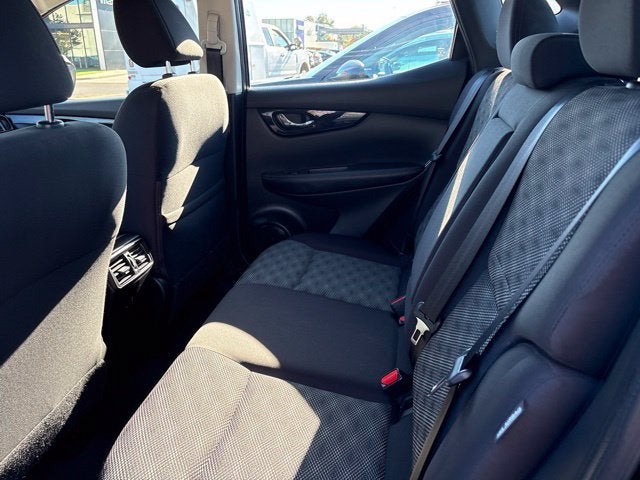 2021 Nissan Rogue Sport SV