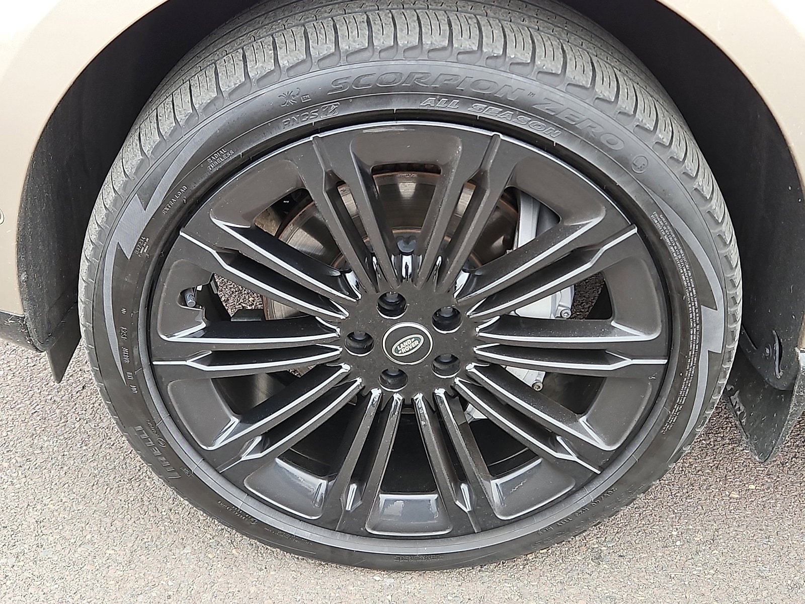 2024 Land Rover Range Rover SE