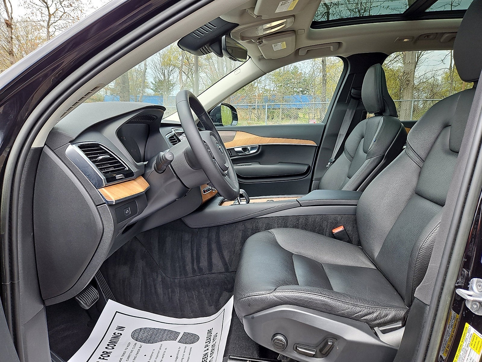 2023 Volvo XC90 Plus