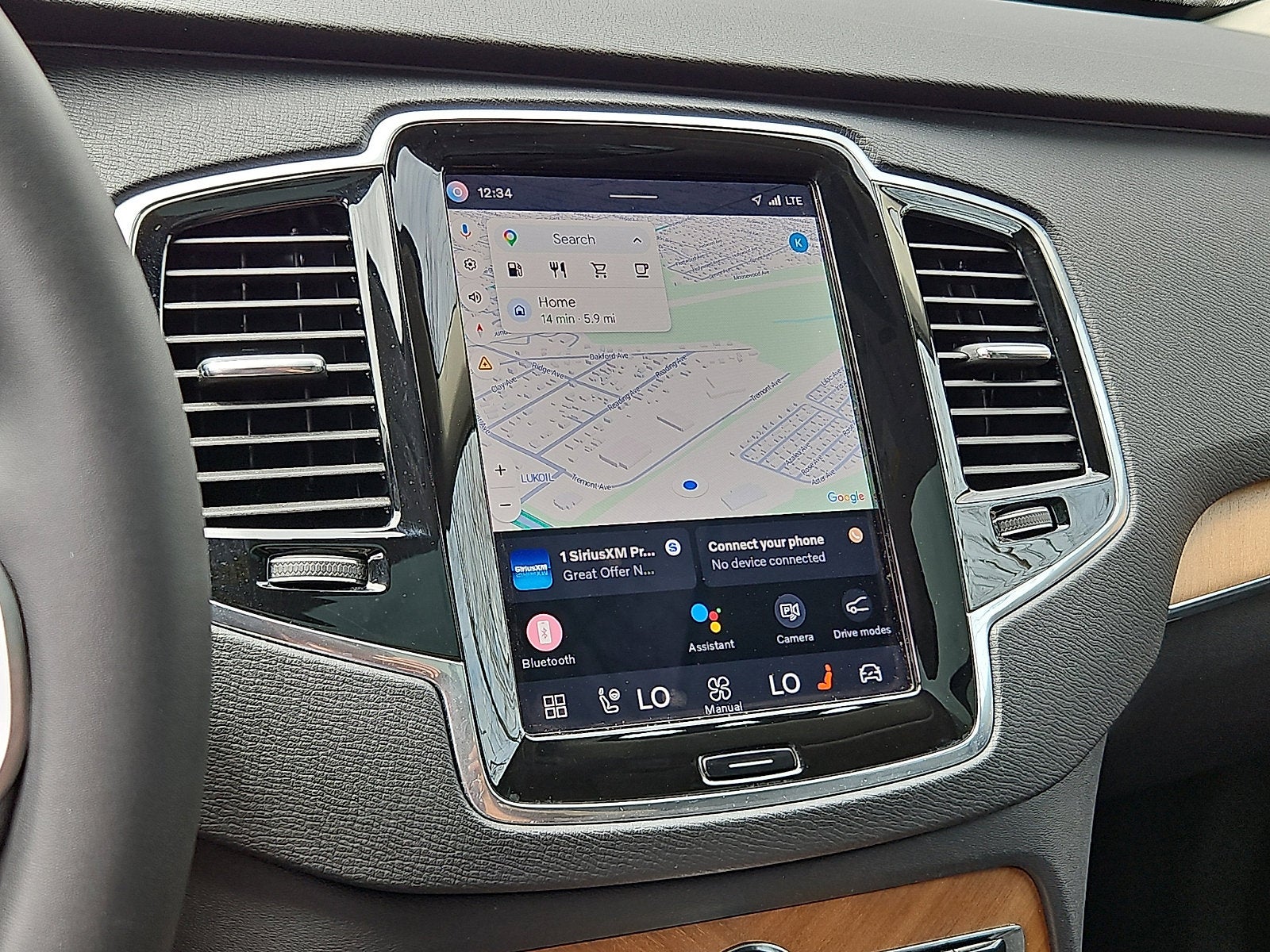 2023 Volvo XC90 Plus