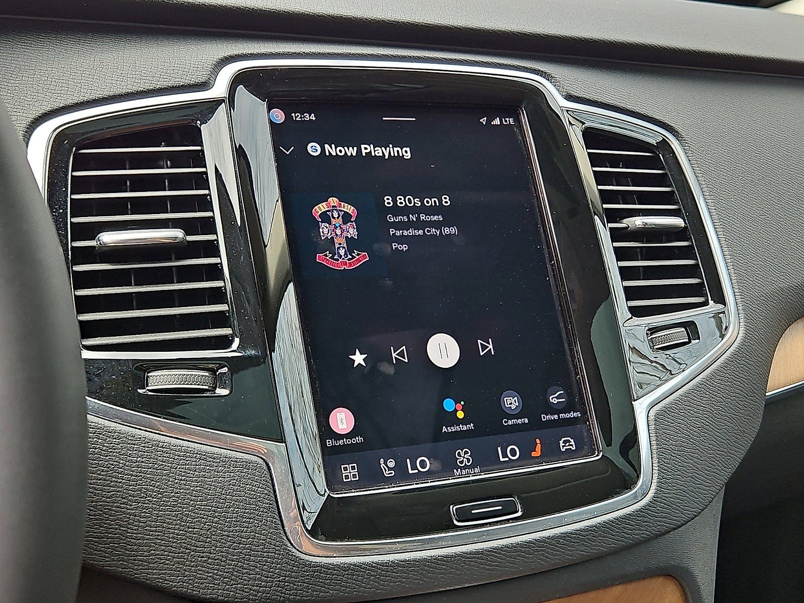 2023 Volvo XC90 Plus