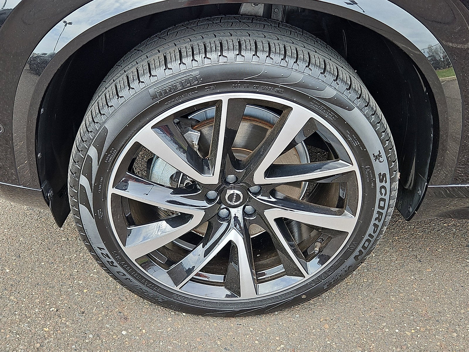 2023 Volvo XC90 Plus