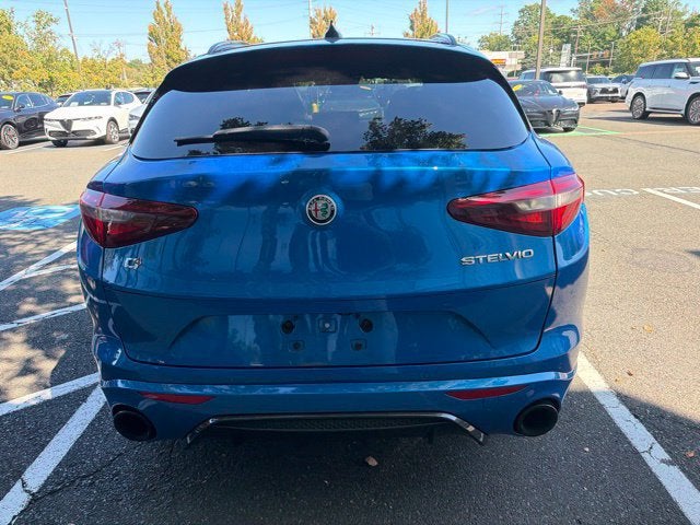 2023 Alfa Romeo Stelvio Veloce
