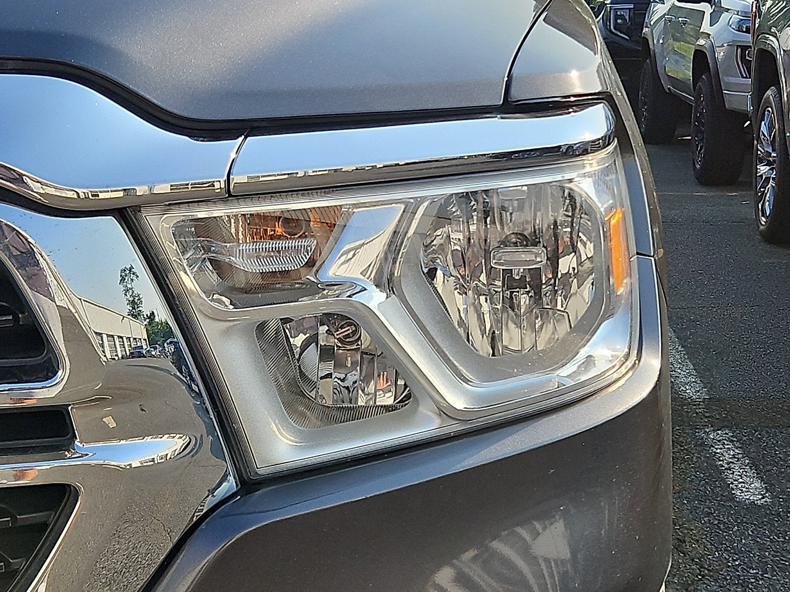 2019 RAM 1500 Big Horn/Lone Star Crew Cab 4x4 5'7" Box