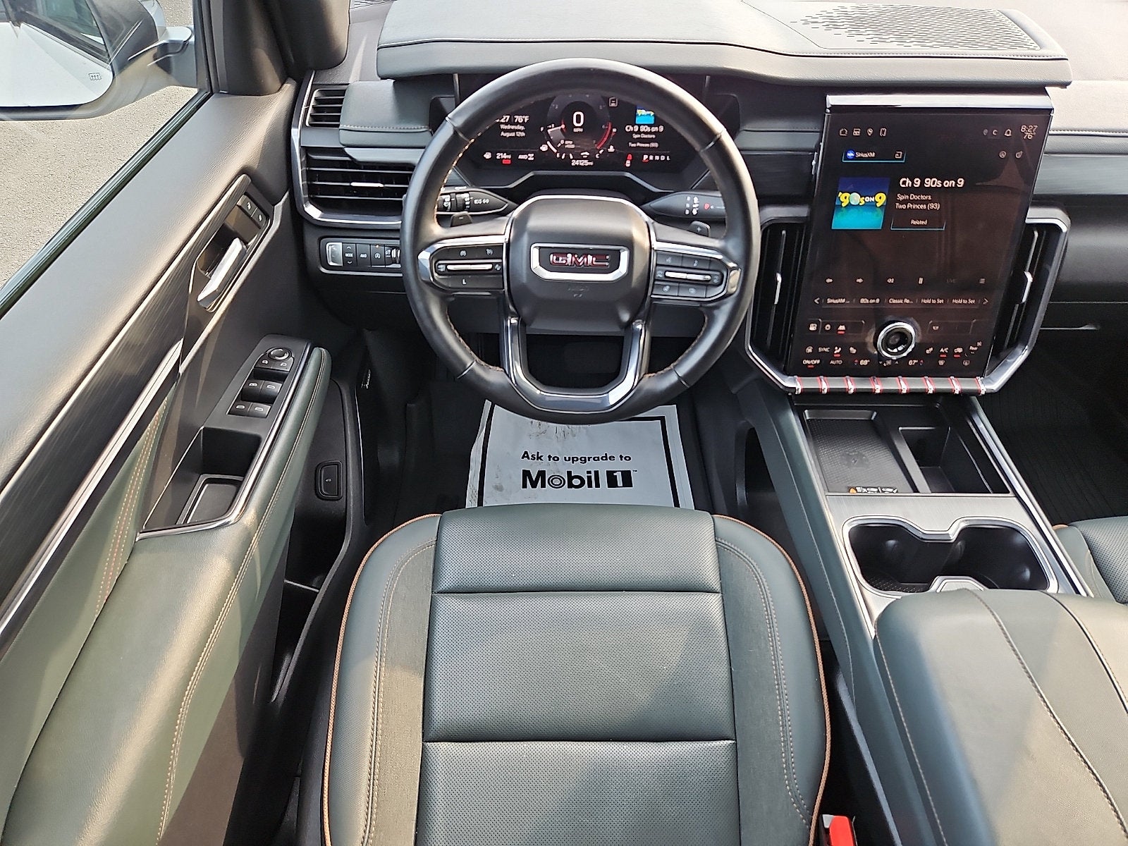 2024 GMC Acadia AT4